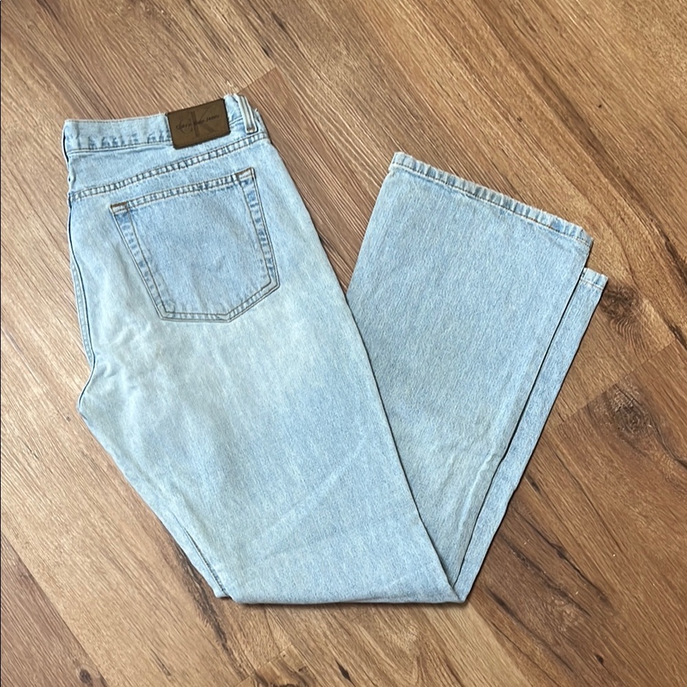Calvin Klein low rise extreme flare jeans, size 11 (juniors)